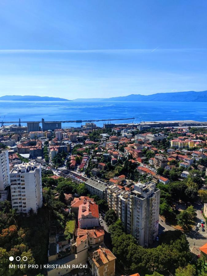 Under The Sky Apartamento Rijeka Exterior foto